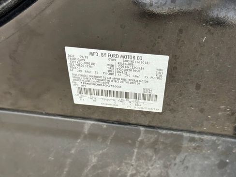 Used 2018 Ford Explorer XLT w/ Equipment Group 202A AWD/4WD image 10