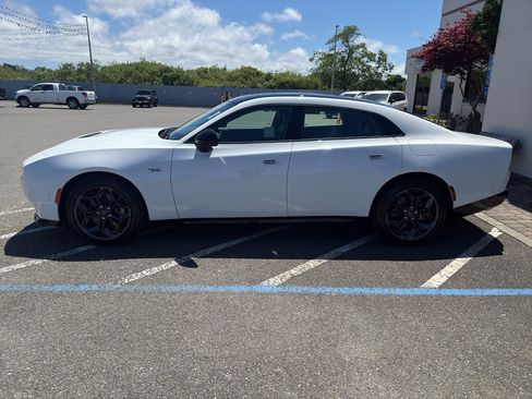 New 2026 Dodge Charger R/T w/ Driver Convenience Group AWD/4WD image 4