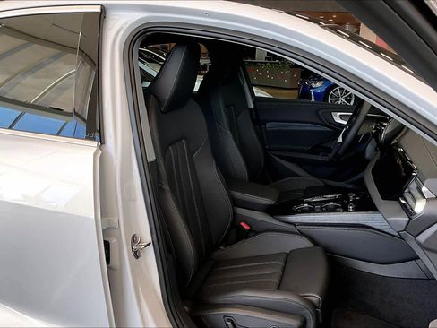 Used 2025 Audi A5 2.0T Premium Plus image 9