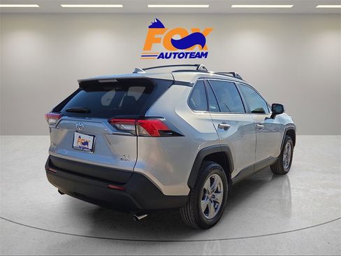 Used 2025 Toyota RAV4 LE image 5