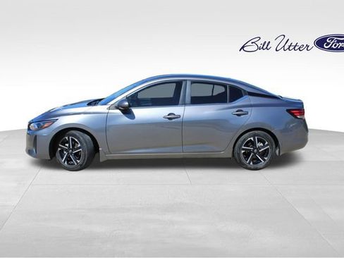 Used 2024 Nissan Sentra SV image 8