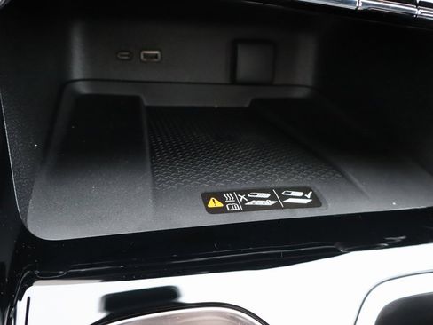 New 2026 Chevrolet Traverse RS image 17