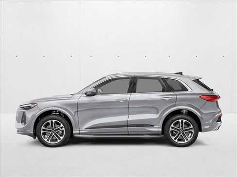 New 2026 Audi Q5 Premium Plus AWD/4WD image 3