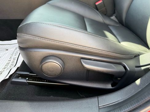 Used 2022 MAZDA MAZDA3 s image 14