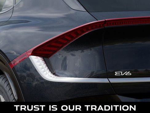 New 2025 Kia EV6 Light image 11