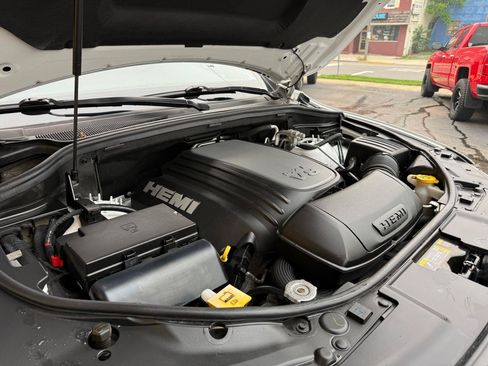 Used 2023 Dodge Durango R/T w/ Hemi Orange Plus Package AWD/4WD image 36