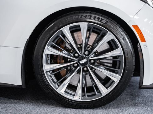 Used 2022 Cadillac CT5 V Blackwing w/ Carbon Fiber Package 2 RWD image 13