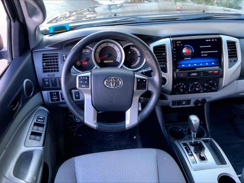Used 2013 Toyota Tacoma 4x4 Double Cab image 5