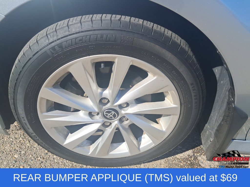 Used 2023 Toyota Camry LE AWD/4WD image 11