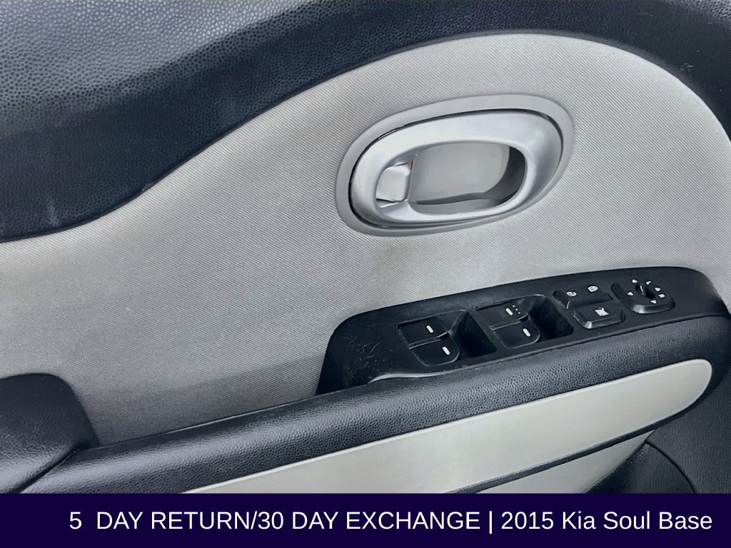 Used 2015 Kia Soul FWD image 21