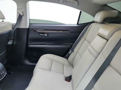 Used 2018 Lexus ES 350 w/ Premier Package image 28