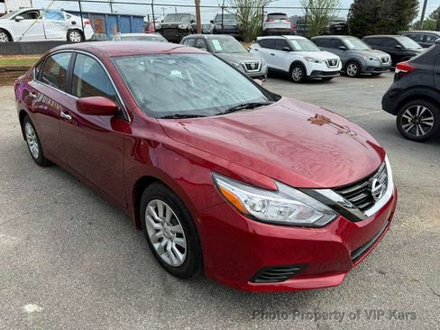 Used 2018 Nissan Altima 2.5 S w/ S Convenience Package image 3
