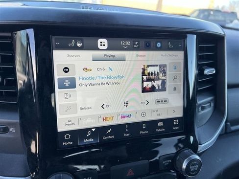 Used 2022 RAM 1500 Big Horn AWD/4WD image 21