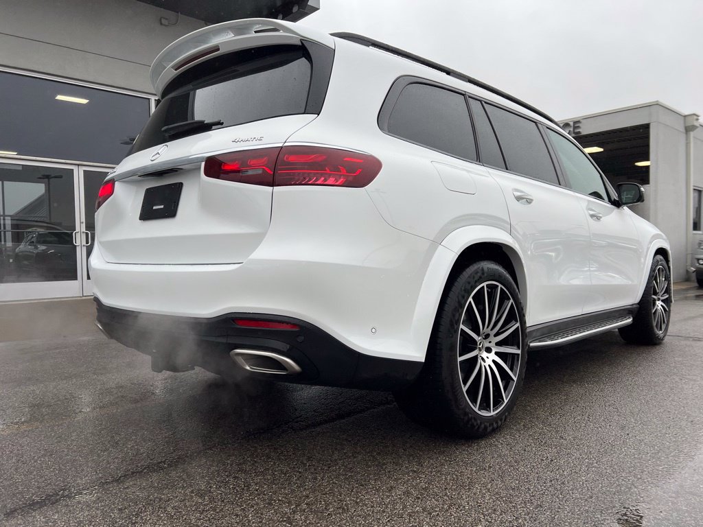 Certified 2025 Mercedes-Benz GLS 580 4MATIC image 4
