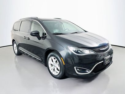 Used 2018 Chrysler Pacifica Touring-L Plus w/ Tire & Wheel Group