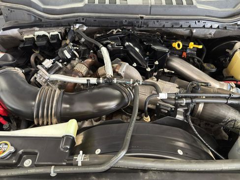 Used 2019 Ford F250 XLT AWD/4WD image 15