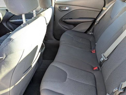 Used 2016 Dodge Dart SE w/ Convenience Group image 17