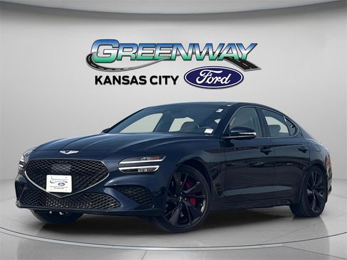 Used 2022 Genesis G70 3.3T w/ Sport Prestige Package image 3