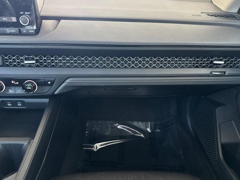 Certified 2023 Honda Accord EX image 21