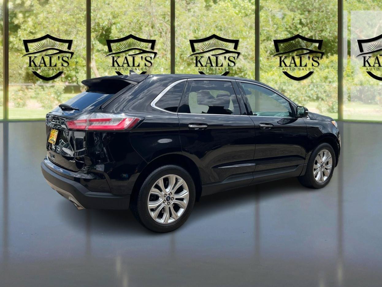 Used 2022 Ford Edge Titanium AWD/4WD image 5