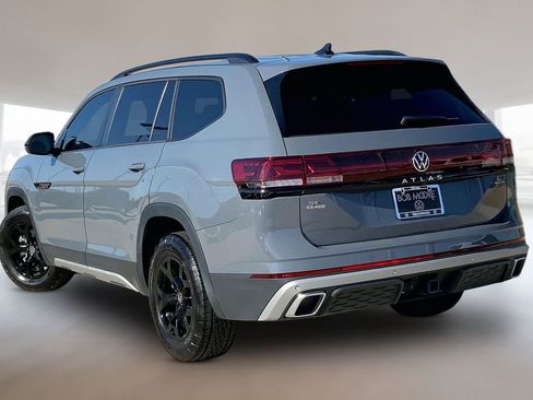 Certified 2025 Volkswagen Atlas Peak Edition SE AWD/4WD image 13