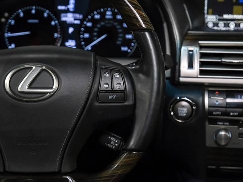 Used 2015 Lexus LS 460 L RWD image 18