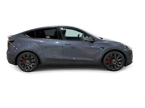 Certified 2023 Tesla Model Y Performance AWD/4WD image 7
