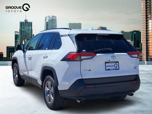 Used 2024 Toyota RAV4 XLE w/ Convenience Package image 3