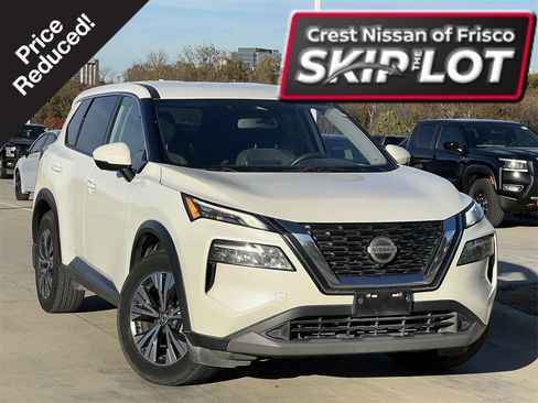 Certified 2021 Nissan Rogue SV image 1