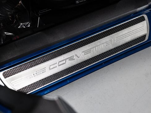 Used 2007 Chevrolet Corvette Z06 w/ Preferred Equipment Group image 16