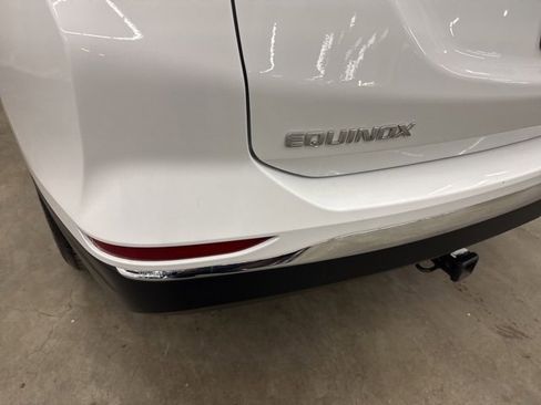 Used 2018 Chevrolet Equinox LT image 19