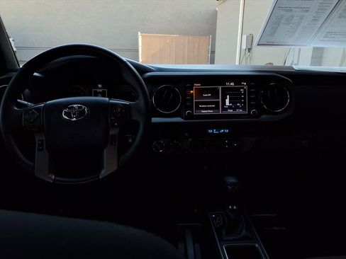 Certified 2023 Toyota Tacoma TRD Off-Road image 20