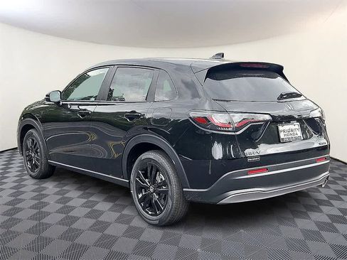 New 2026 Honda HR-V Sport image 4