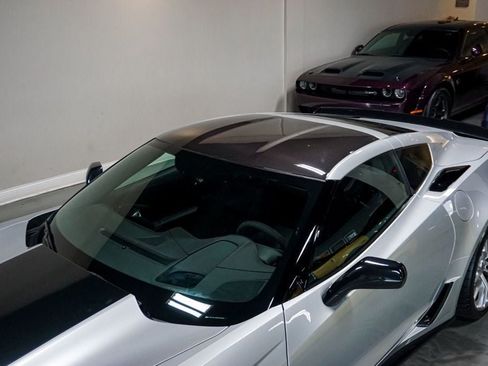 Used 2016 Chevrolet Corvette Z06 w/ 3LZ Preferred Equipment Group RWD image 82