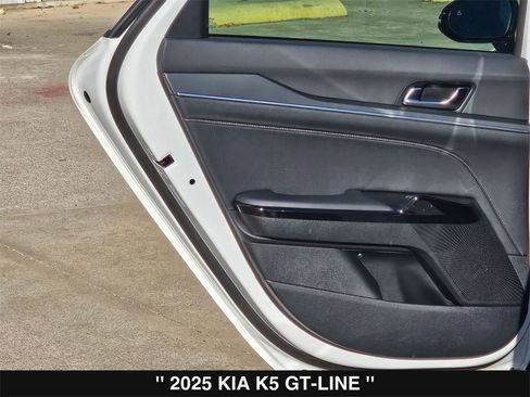 Used 2025 Kia K5 GT-Line image 18