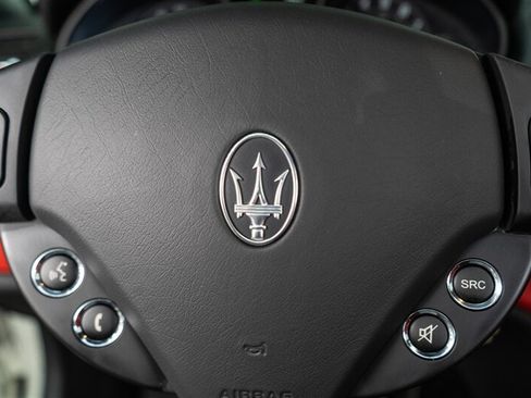 Used 2018 Maserati GranTurismo MC RWD image 98