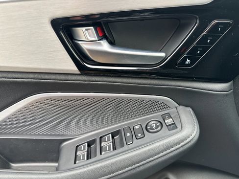 New 2026 Acura MDX SH-AWD image 10