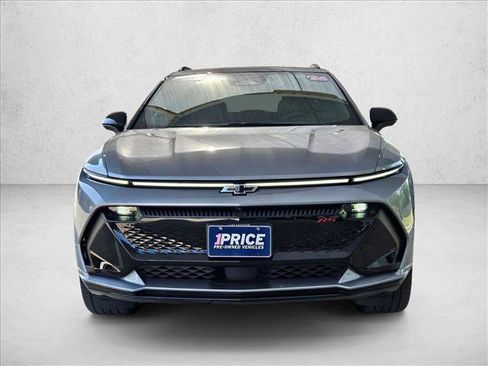 Used 2026 Chevrolet Equinox EV RS FWD image 2