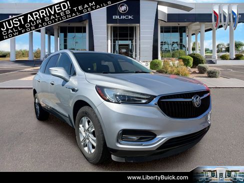 Used 2018 Buick Enclave Essence FWD image 1
