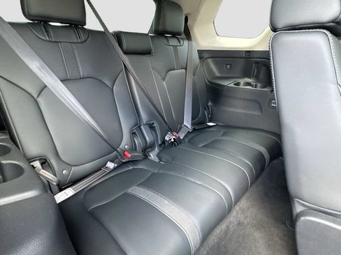 Used 2025 Honda Pilot EX-L image 26