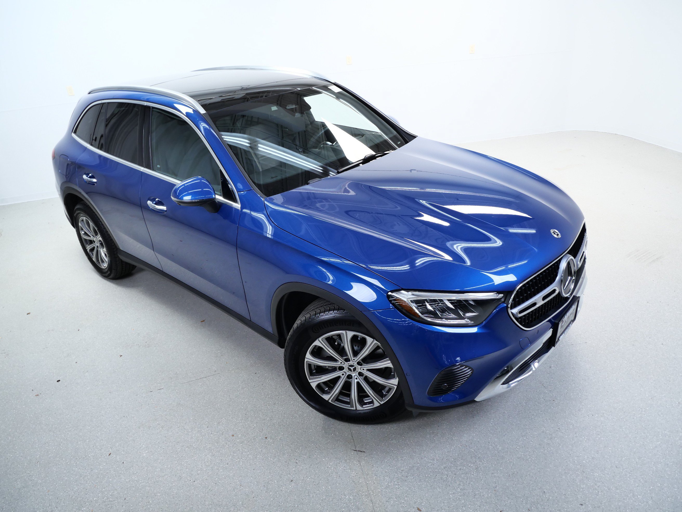 Certified 2026 Mercedes-Benz GLC 300 4MATIC image 4