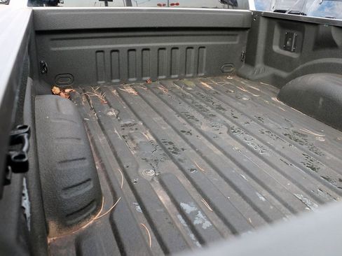 Used 2022 Ford F250 Platinum w/ Tremor Off-Road Package image 10