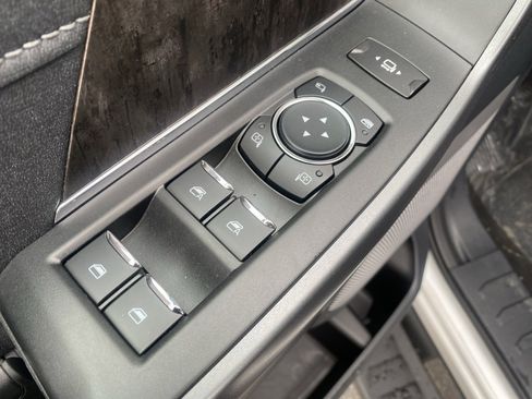 New 2026 Ford F350 Lariat w/ Black Appearance Package image 13