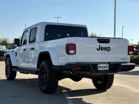 New 2026 Jeep Gladiator Sport AWD/4WD image 7