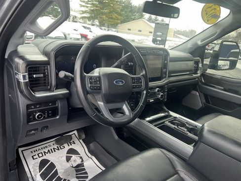 Used 2023 Ford F350 Lariat w/ Lariat Ultimate Package image 29