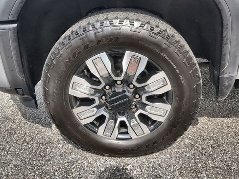 Used 2024 GMC Sierra 2500 Denali w/ Denali Reserve Package image 34