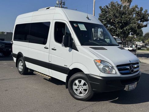 Used 2013 Mercedes-Benz Sprinter 2500 image 3