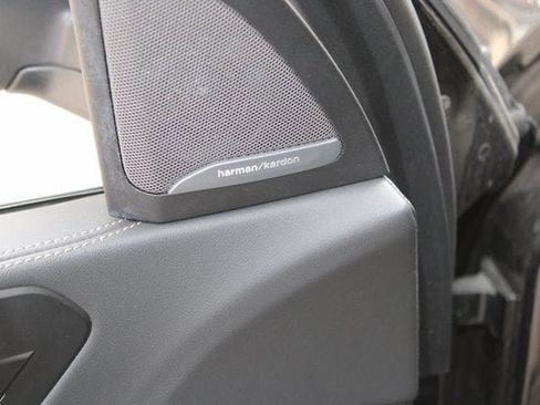 Used 2025 BMW X5 xDrive50e image 21