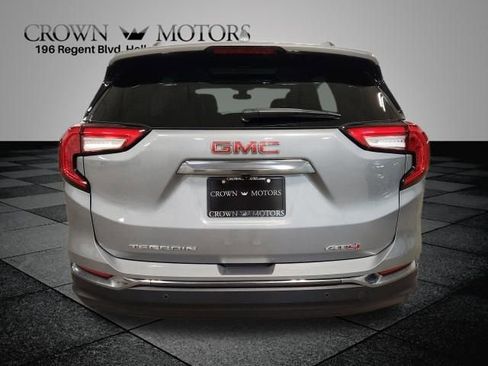 Used 2024 GMC Terrain AT4 AWD/4WD image 4