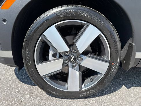 Used 2026 Hyundai Santa Fe Limited AWD/4WD image 11